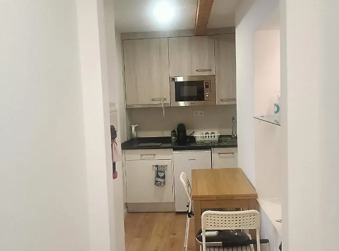 Downtown Apartment *